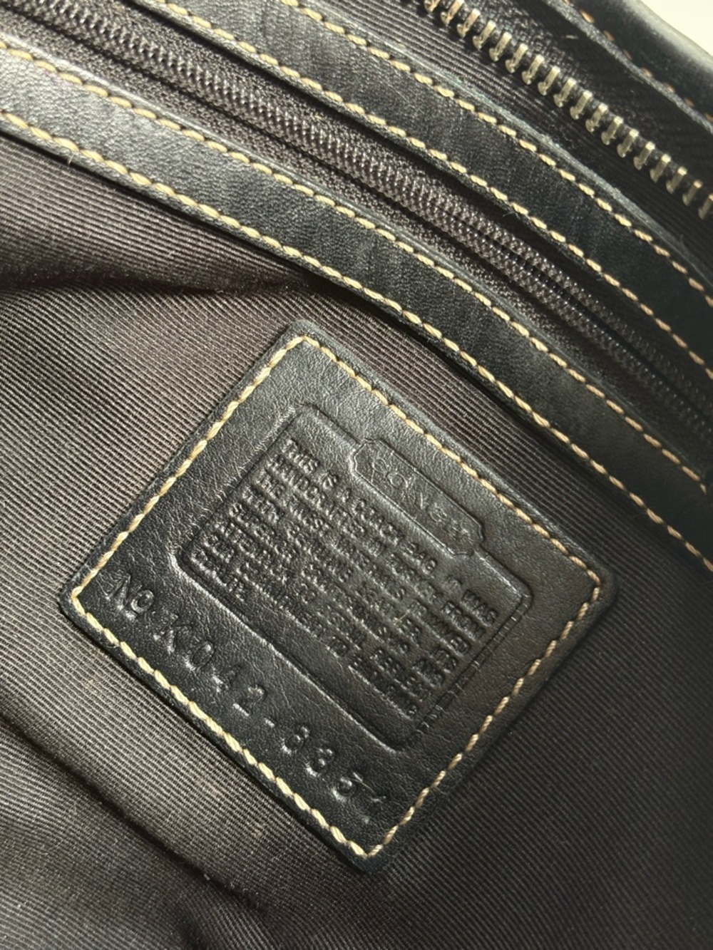 Coach Black Signature Hobo - Picture 4 of 4
